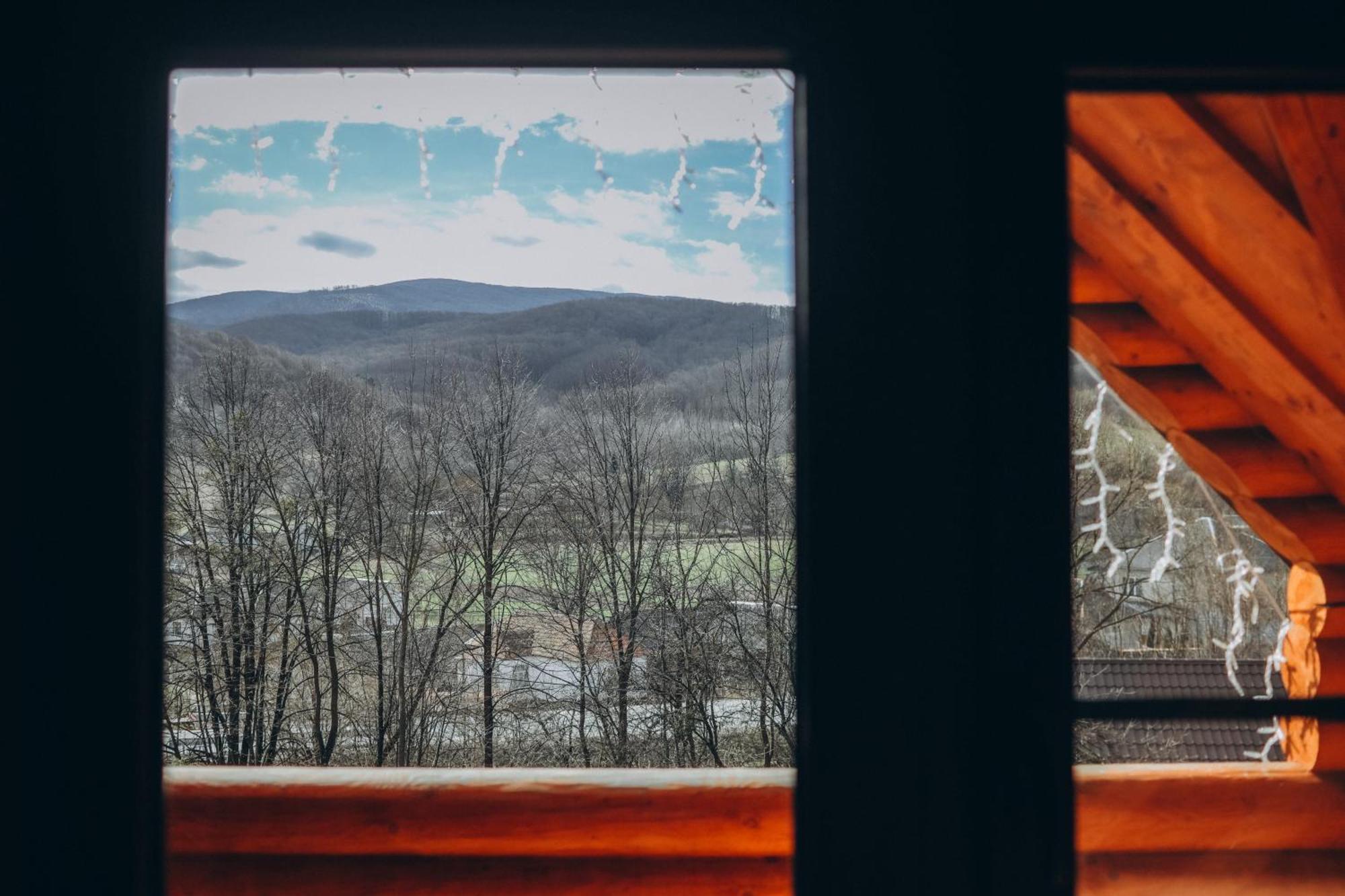 Приватна Садиба Дикий Мед Ploskoye Exteriér fotografie